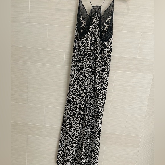 Zadig & Voltaire dress with beautiful lace detail. - Picture 3 of 7
